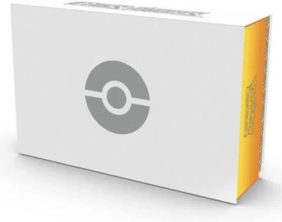 Pokemon TCG Ultra Premium Collection Charizard Pose 2